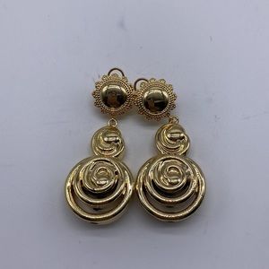 Gold Tone‎ Crossover Circle Earrings NEW